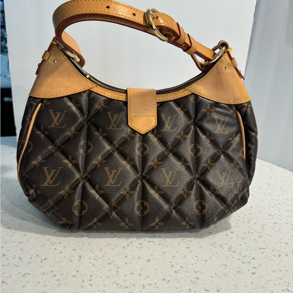 LV Etoile City Pm - Picture 3 of 11